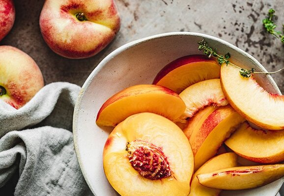 Vitamins and Minerals in Peaches - thenutritionfacts.com