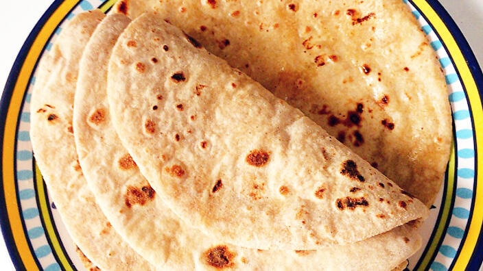 How Many Calories in Roti - thenutritionfacts.com